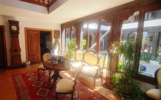 Herrschaftliche Villa am Strand von Las Rotas in Dénia