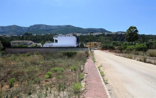 Baugrundstück in sonniger Lage in Denia La Pedrera