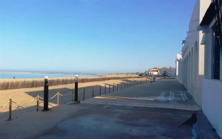 Grosses Bau-Grundstück in erster Strandlinie in Les Deves Dénia