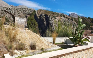 Grossprojekt und Hotel in Vall de Laguar