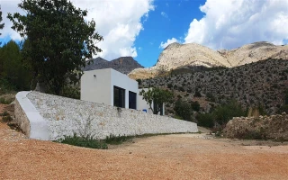 Grossprojekt und Hotel in Vall de Laguar