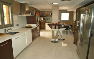 Finca mit grossem Haupthaus und 2 Apartments