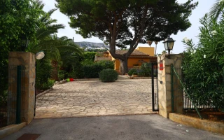 Finca in Dénia – La Pedrera mit traumhafter Parkanlage