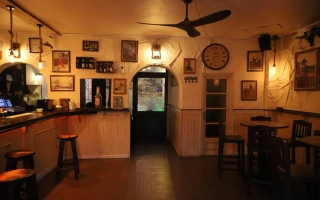 Pub im Zentrum von Dénia – Traditionsobjekt zu verkaufen