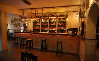 Pub im Zentrum von Dénia – Traditionsobjekt zu verkaufen