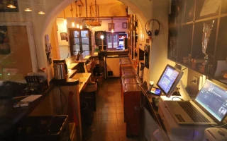 Pub im Zentrum von Dénia – Traditionsobjekt zu verkaufen