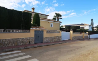 Grosse Villa in sonniger ruhiger Lage in Dénia La Pedrera