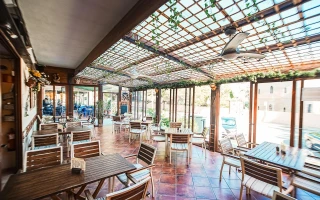 Bar / Restaurant – Übernahme eines etablierten Bistros / Restaurant direkt am Mittelmeer (Dénia)