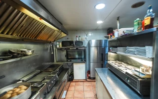 Bar / Restaurant – Übernahme eines etablierten Bistros / Restaurant direkt am Mittelmeer (Dénia)