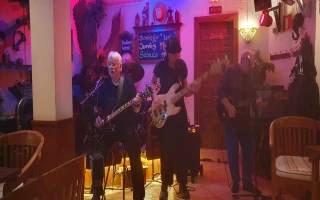 Bar / Restaurant – Übernahme eines etablierten Bistros / Restaurant direkt am Mittelmeer (Dénia)