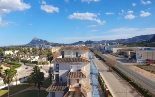 Exklusives Ático mit 120 m² Sonnenterrasse in El Vergel (Alicante)