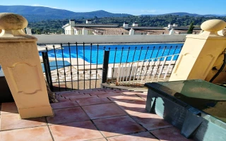 Stilvolles Reihenendhaus in Monte Gata