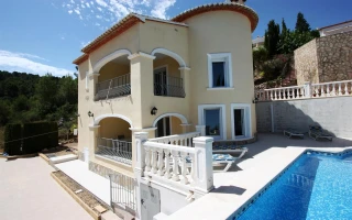 Chalet in Porta de Orba mit Panoramablick